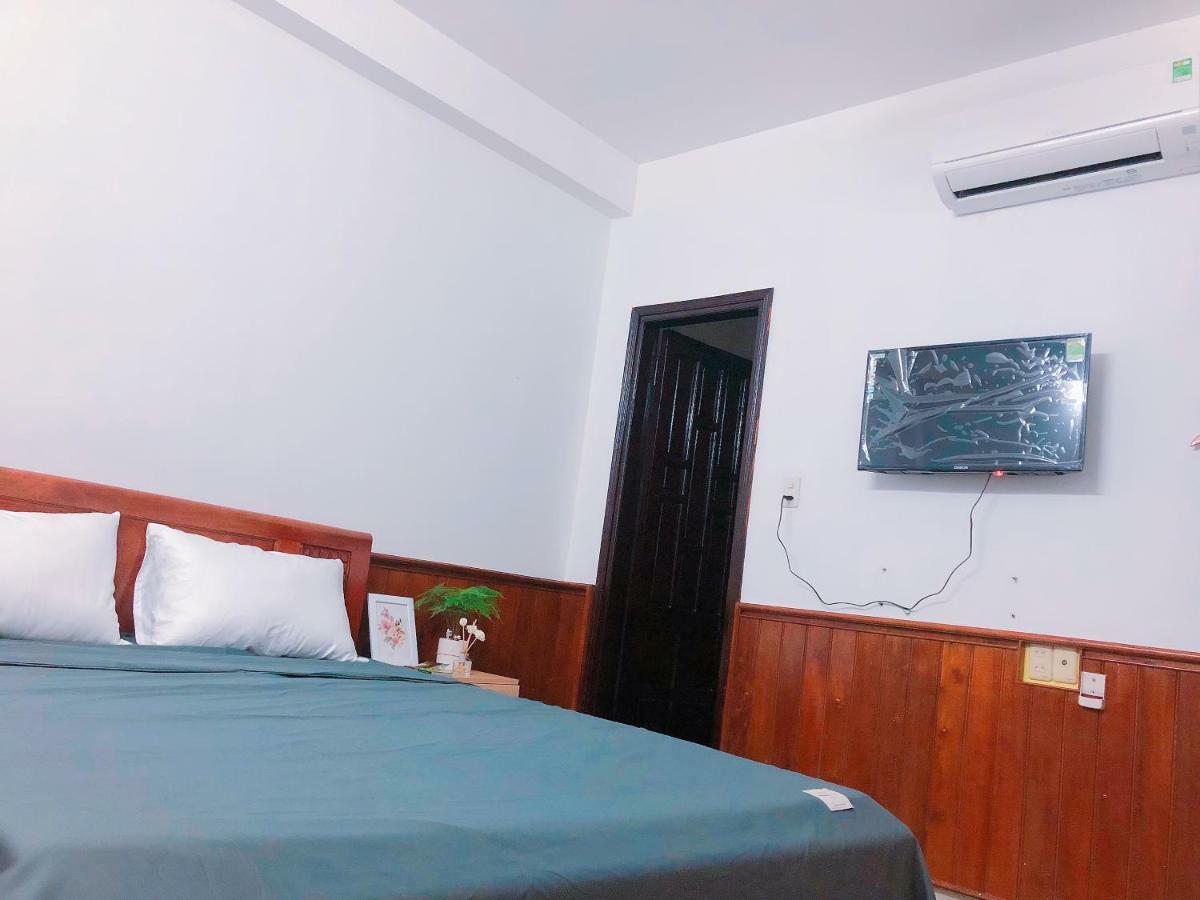 Viet Hostel Hue Exterior photo