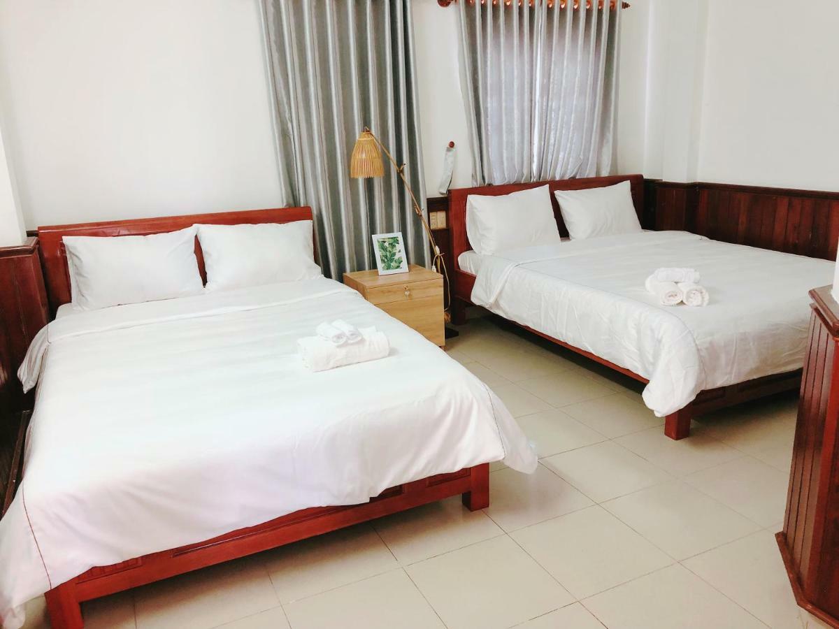 Viet Hostel Hue Exterior photo