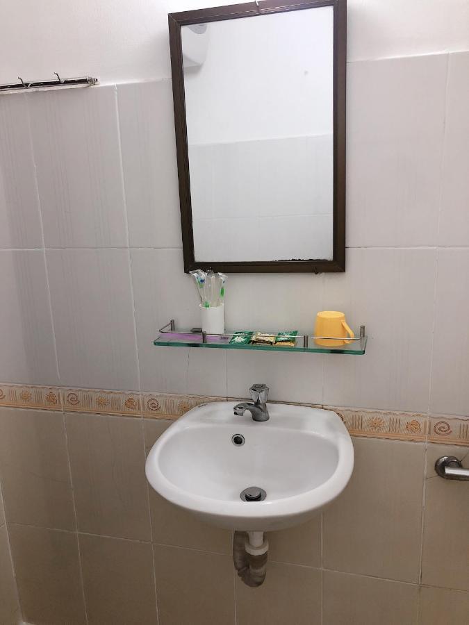 Viet Hostel Hue Exterior photo